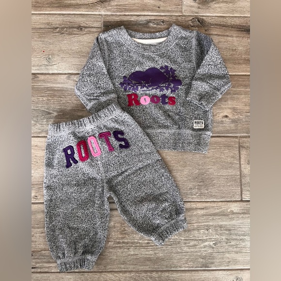 Roots Other - Roots baby sweatshirt and sweatpants set